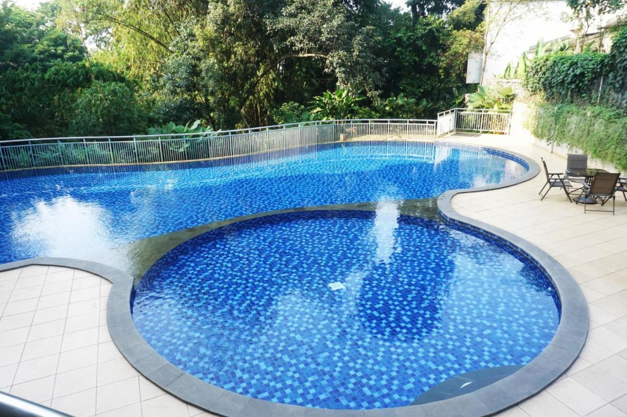 Apartemen Comfy & Artsy At Beverly Dago By Travelio *