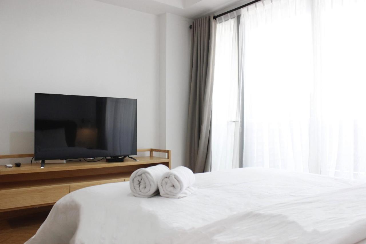 Comfy & Artsy At Beverly Dago By Travelio *
